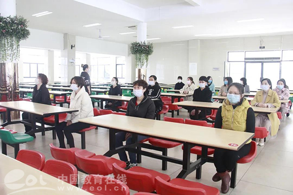 即將復(fù)學(xué)如何做好疫情防控?杭實(shí)外開展“情景式”防疫演練,提升疫情防控應(yīng)急處置能力 即將復(fù)學(xué)如何做好疫情防控?杭實(shí)外開展“情景式”防疫演練,提升疫情防控應(yīng)急處置能力