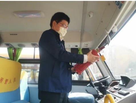 溧陽市教育局開展學前校車安全工作專項檢查/ 溧陽市教育局開展學前校車安全工作專項檢查