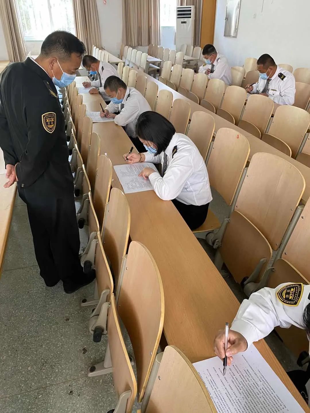 初三開學(xué)在即,交運(yùn)溫馨校車整裝待發(fā) 初三開學(xué)在即,交運(yùn)溫馨校車整裝待發(fā)