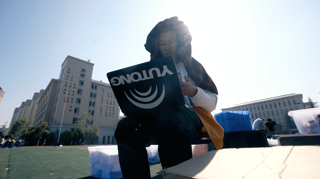 宇通人篇:萬里奔波,只為守護你平安成長! 宇通人篇:萬里奔波,只為守護你平安成長!