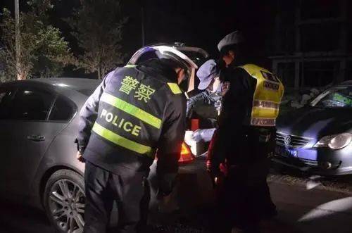 安徽涇縣:9人買通校車司機接送掩護,竟是為了干這事 安徽涇縣:9人買通校車司機接送掩護,竟是為了干這事