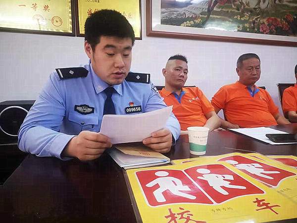 湖北：關(guān)注校車安全，鄂州大興校車一直在行動(dòng)