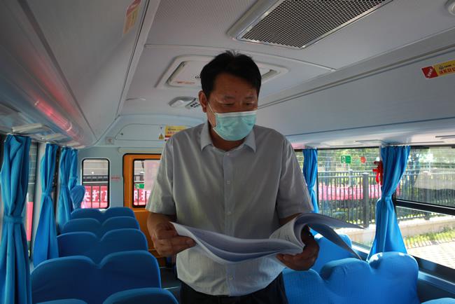 鄭州市開展校車安全管理工作專項督查/ 鄭州市開展校車安全管理工作專項督查