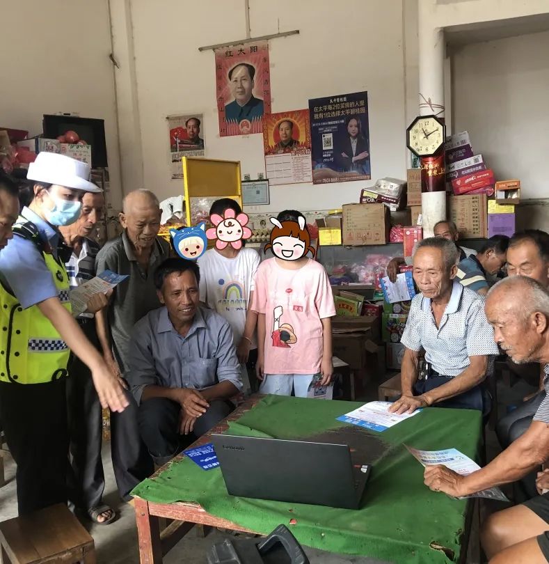 藤縣交警化身“醫生”為校車“體檢”,讓車輛“健康上路” 藤縣交警化身“醫生”為校車“體檢”,讓車輛“健康上路”