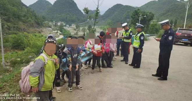 “黑校車”嚴重超員，2人被判刑！