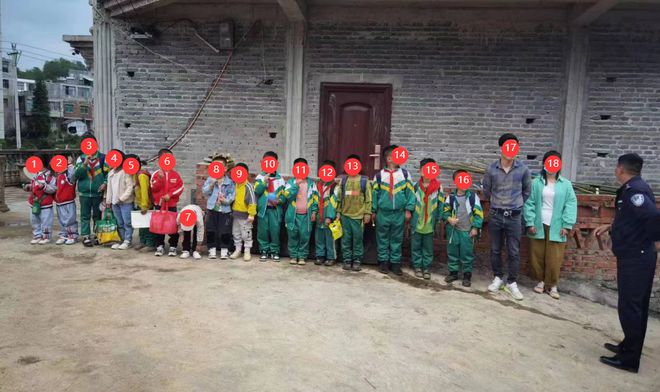 “黑校車”嚴重超員，2人被判刑！