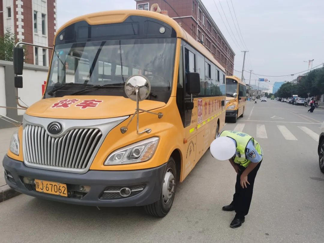 護航開學(xué)季 | 校車安全大檢查 為新學(xué)期保駕護航 圖片