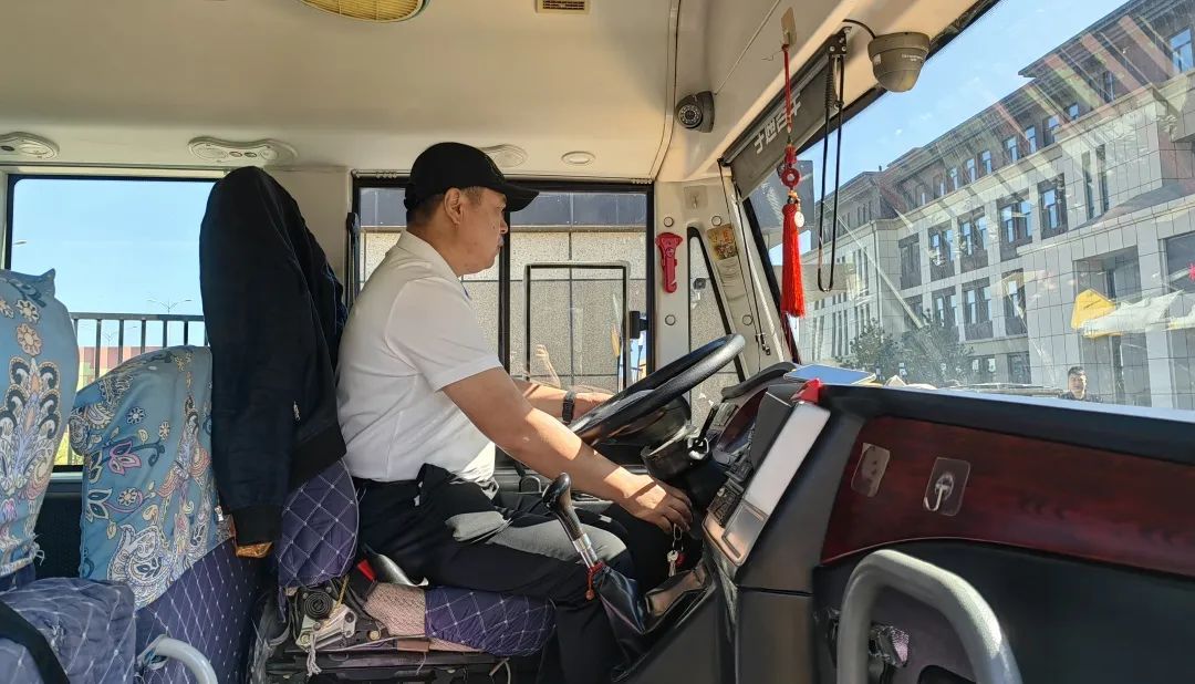 多方協同聯動 守護校車安全——長春新區開展教育系統校車安全主題活動 多方協同聯動 守護校車安全——長春新區開展教育系統校車安全主題活動