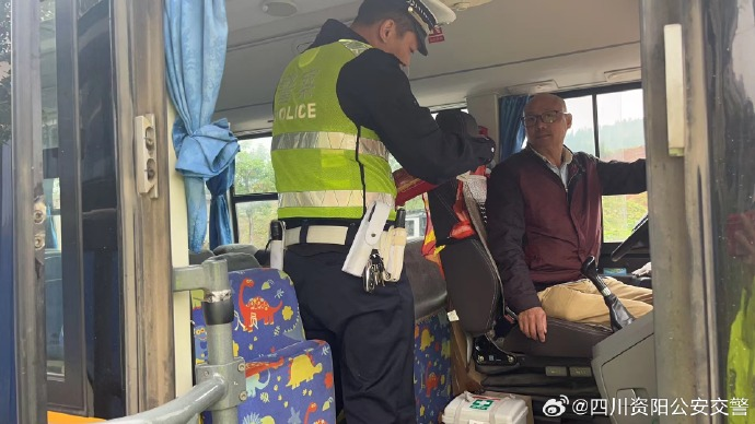 校車安全檢查|勤檢查、筑防線、保安全 校車安全檢查|勤檢查、筑防線、保安全