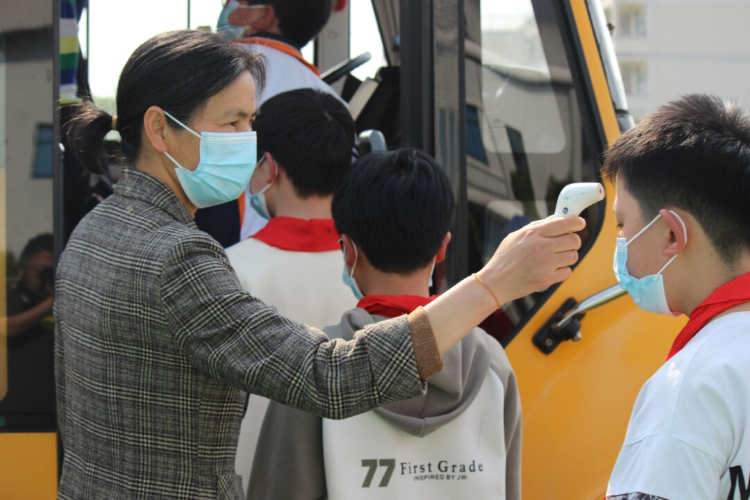 嵊州長運:守護未來,長運校車安全演練 圖片