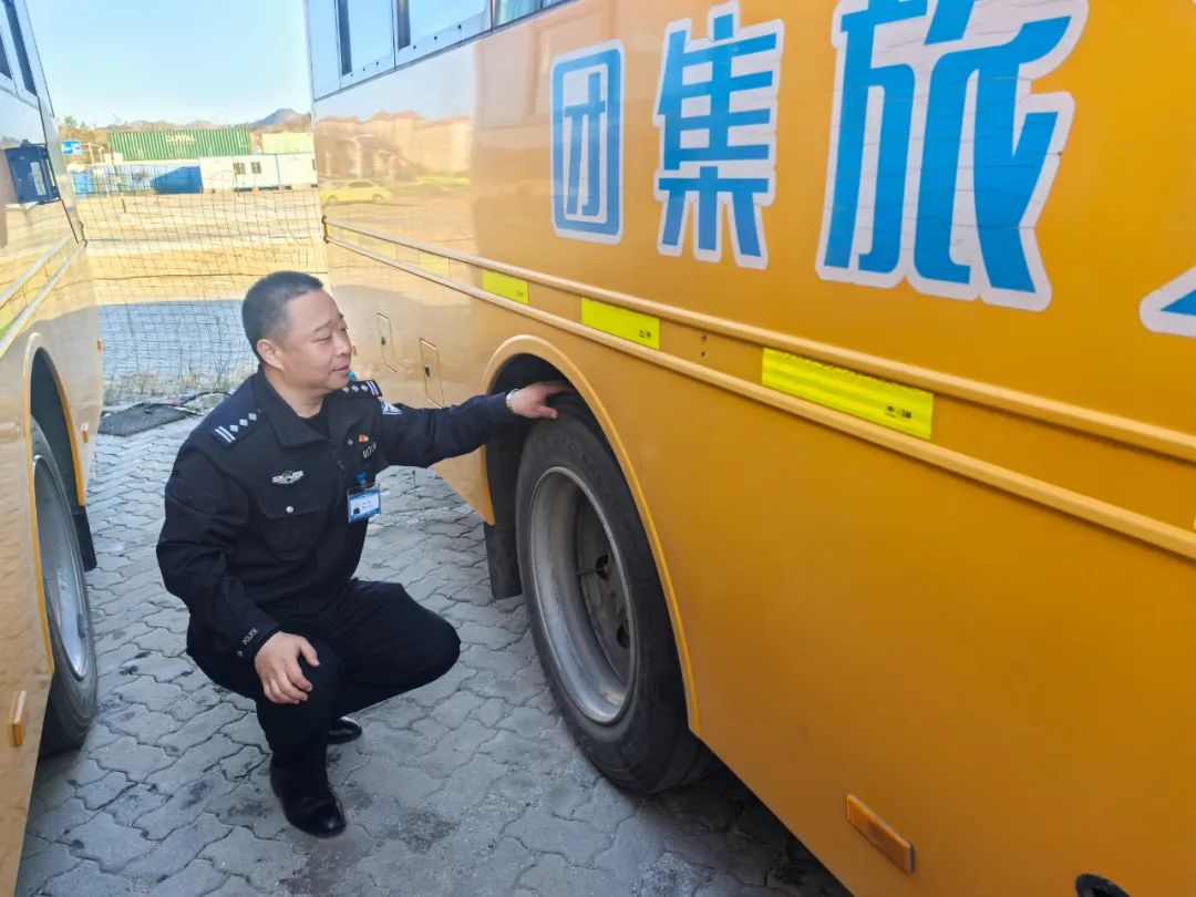 校車安全檢查培訓——深入一線 圖片