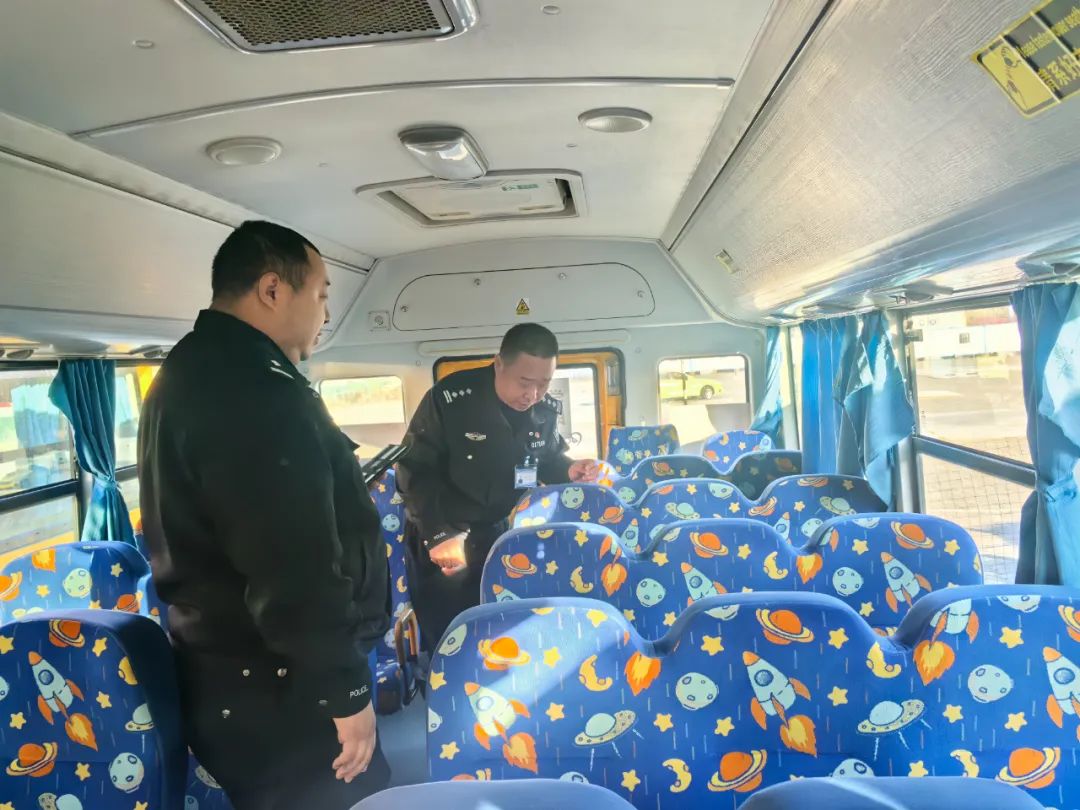 校車安全檢查培訓——深入一線 圖片