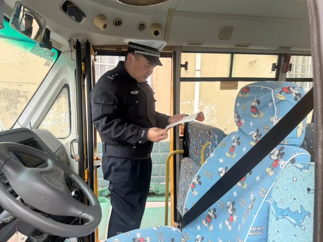 舞陽:加強冬季校車安全管理,筑牢幼兒平安防線 圖片
