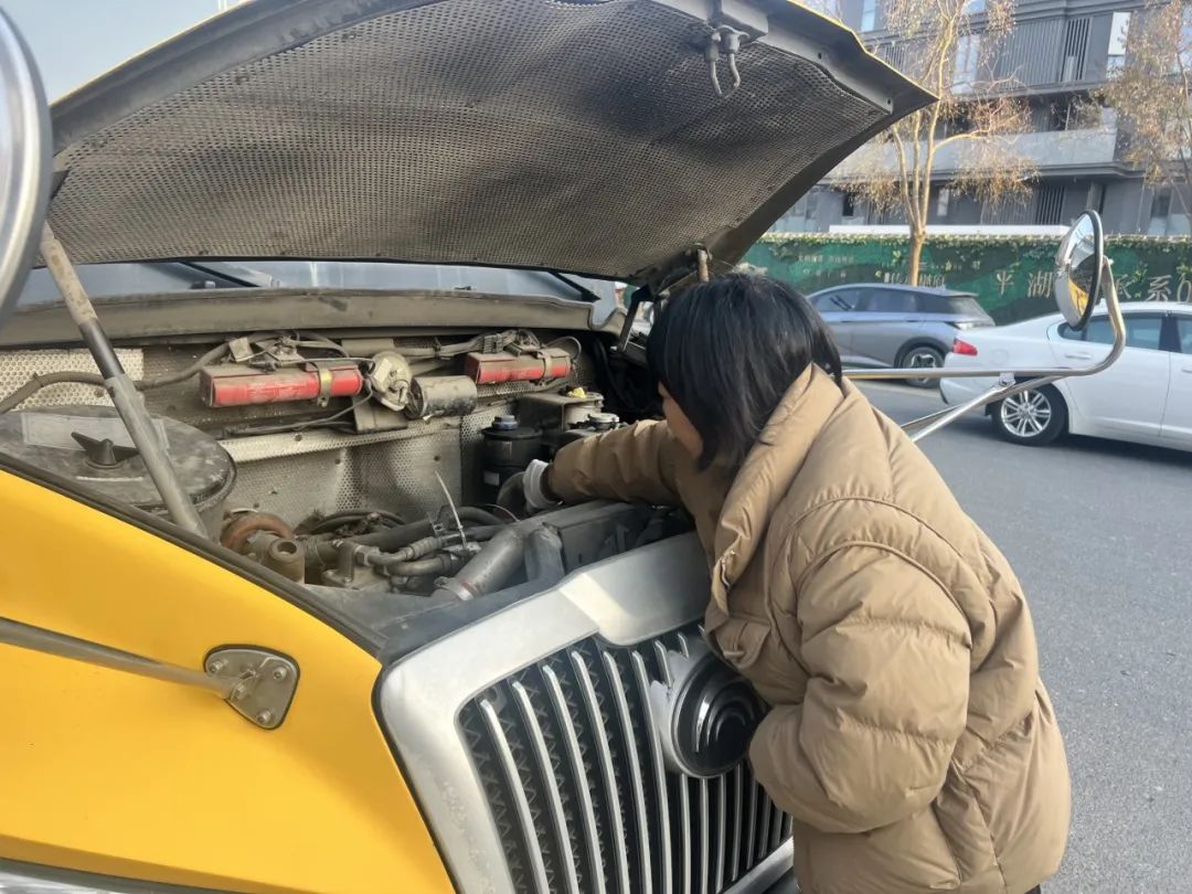 安全乘車，平安“童”行——記平湖市青鳥幼兒園校車安全應急演練活動