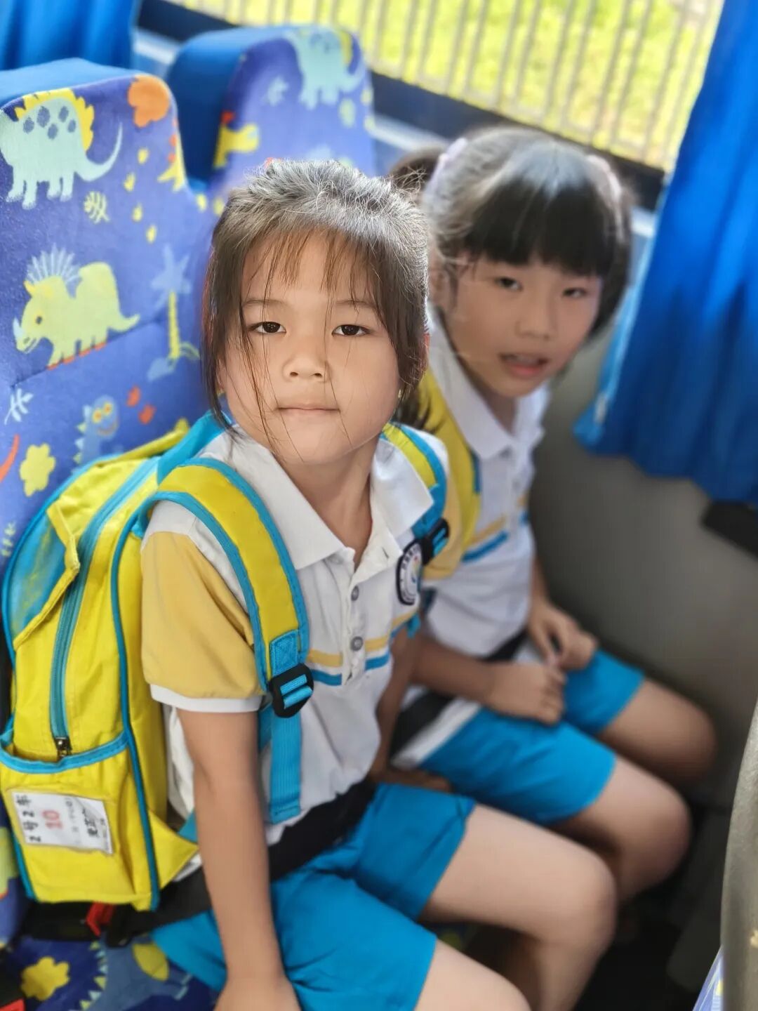 校車演練不松懈,安全意識記心間——蘆苞鎮(zhèn)中心幼兒園2025年秋季學(xué)期校車消防演練 7ae809581f4d09573c08a147da1f8d17.jpg