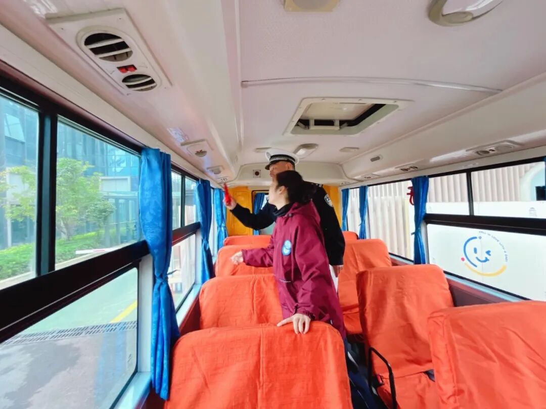 校車安全“大檢查”·擰緊出行“安全閥”——愛尚寶幼兒園開展校車安全隱患大排查