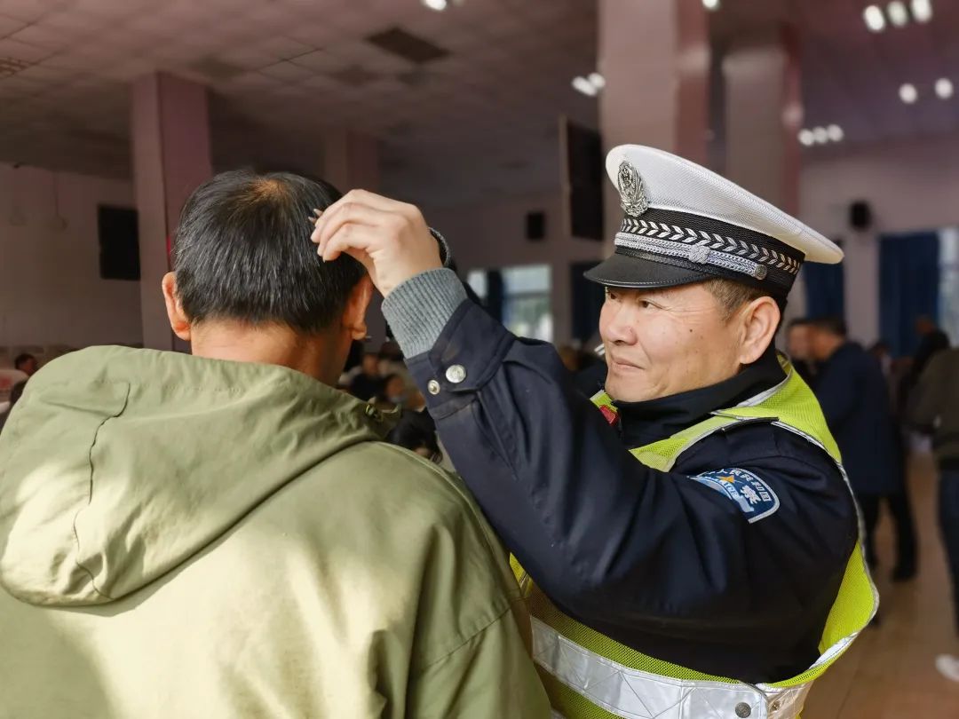 銅梁公安:嚴把校車“體檢關”全力護航上學路 圖片