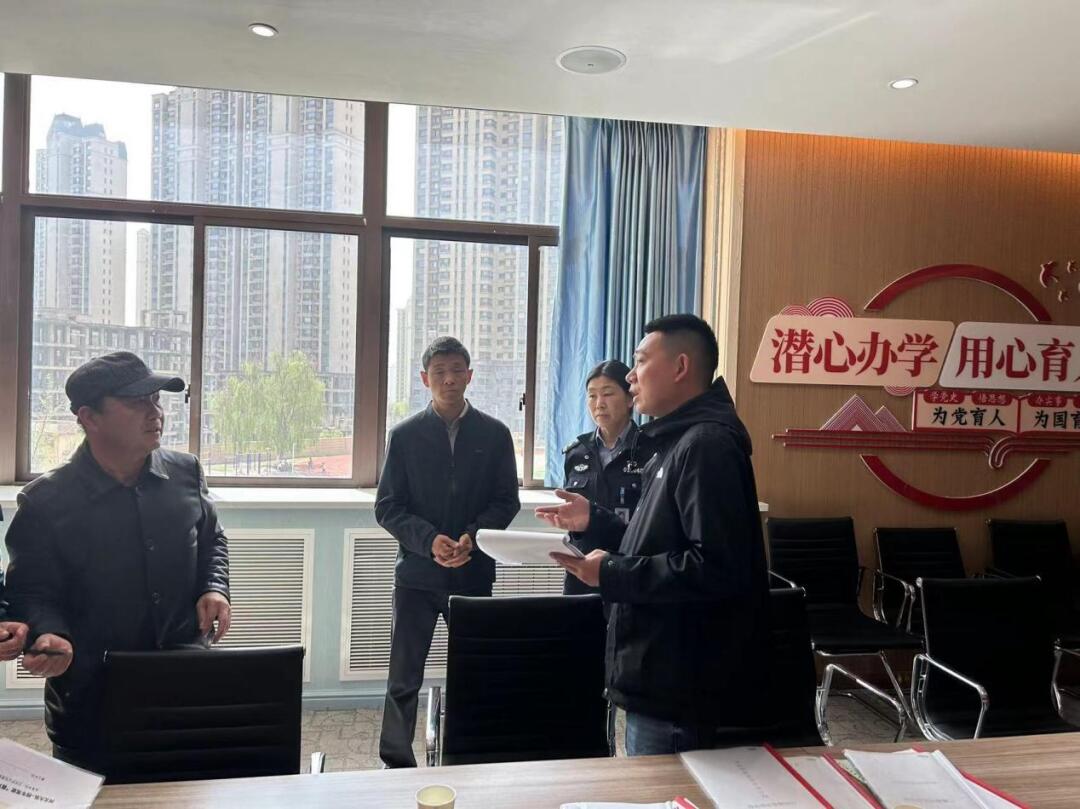 【交通信息】開展校車安全檢查，守護師生乘車安全