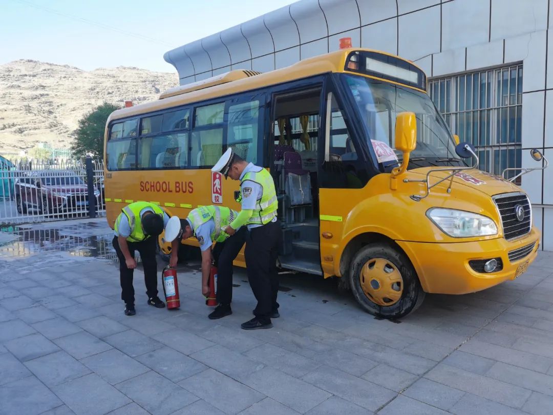 【法潤平安 文明相伴】開展校車安全檢查 筑牢護學平安路 圖片