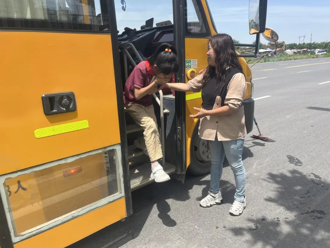 校車應急演練 筑牢安全防線