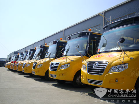 談談2016年安全校車的重要選擇/ 談談2016年安全校車的重要選擇