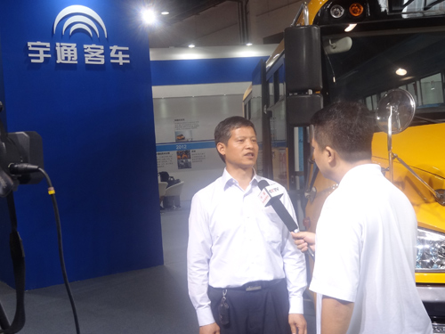 江蘇宿遷市宿城區(qū)英才雙語學(xué)校董事長曹倫：選校車 品牌很關(guān)鍵