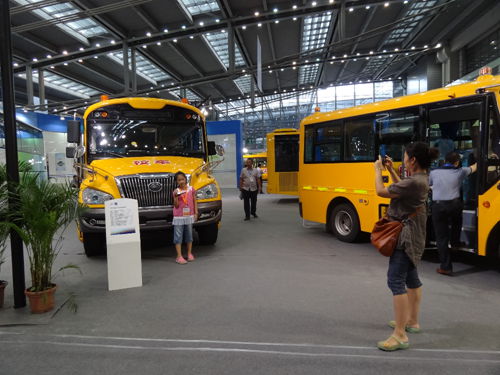 宇通客車全系產品登陸深圳交博會/ 宇通客車全系產品登陸深圳交博會 超強實力備受業界矚目