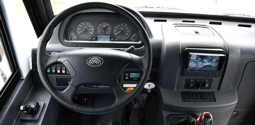 宇通1.9米窄車身校車“小超俠”上市 宇通1.9米窄車身校車“小超俠”上市