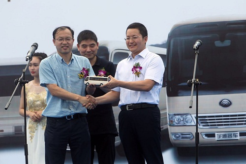 服務G20峰會 宇通T7高端公商務車正式交付杭州