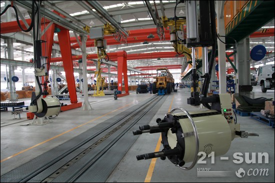 流水線上的機(jī)器人