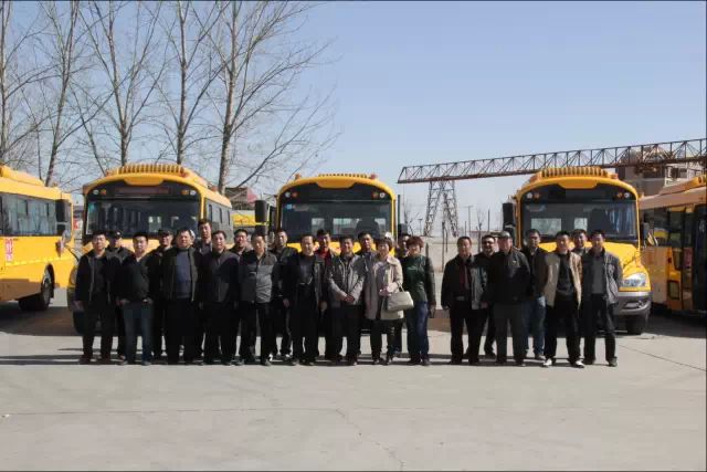 校車“上崗”前要做的事 校車“上崗”前要做的事