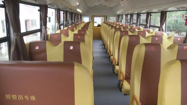 三門家長！定制校車來了，快來看有經過你家小區嗎？還可預約報名！