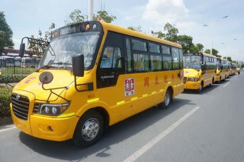 車(chē)休人不休 東港校車(chē)開(kāi)展照管員暑期“比武練兵”