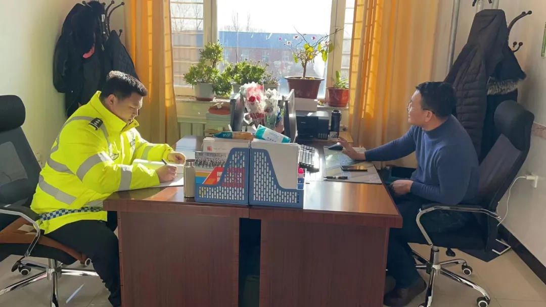 開展校車安全大檢查,擰緊校車出行“安全閥” 圖片