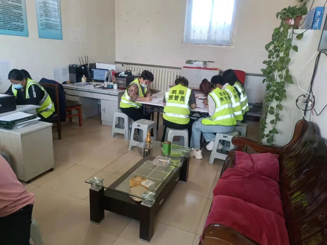 以演筑防,安全“童”行丨凱際校車開啟消防交通預案應急演練 以演筑防,安全“童”行丨凱際校車開啟消防交通預案應急演練