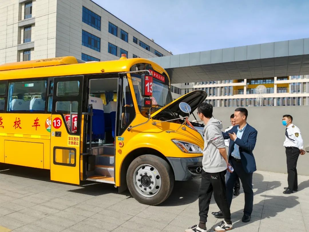 河北電視臺(tái)聚焦:新起點(diǎn)校車安全領(lǐng)航,家長(zhǎng)安心優(yōu)選 4.jpg