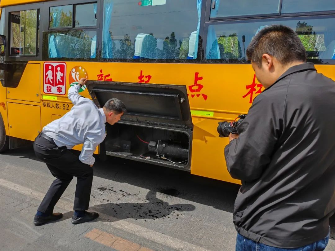 河北電視臺(tái)聚焦:新起點(diǎn)校車安全領(lǐng)航,家長(zhǎng)安心優(yōu)選 1.jpg