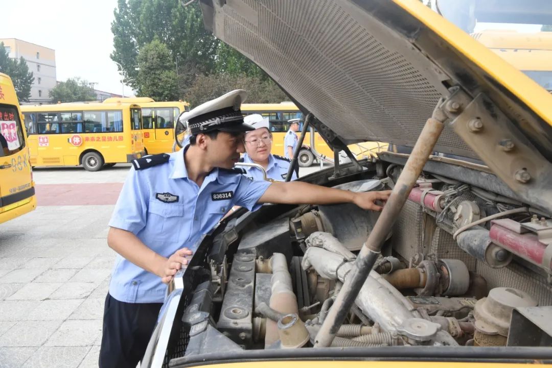 欒城區(qū)：“把關(guān)”校車安全，護(hù)航開學(xué)路