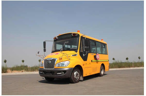 安徽銅陵幼兒園校車大體檢 宇通小飛俠體格強健全過關