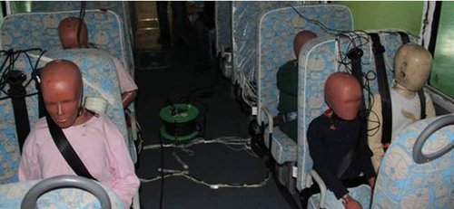 試不宜遲 宇通率先完成校車正面碰撞試驗