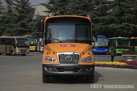 孩子安全大過天 深入體驗宇通“小飛俠”校車 孩子安全大過天 深入體驗宇通“小飛俠”校車