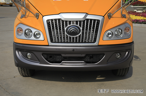 孩子安全大過天 深入體驗宇通“小飛俠”校車 孩子安全大過天 深入體驗宇通“小飛俠”校車