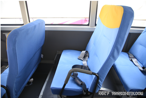 孩子安全大過天 深入體驗宇通“小飛俠”校車 孩子安全大過天 深入體驗宇通“小飛俠”校車