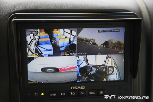 孩子安全大過天 深入體驗宇通“小飛俠”校車 孩子安全大過天 深入體驗宇通“小飛俠”校車