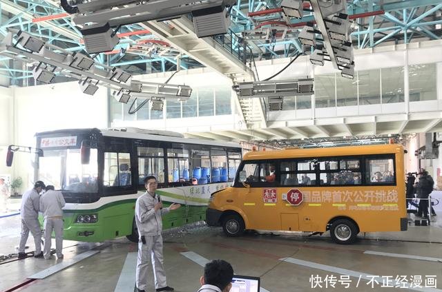 誰說國產校車質量不行,少林校車高于國家標準 誰說國產校車質量不行,少林校車高于國家標準