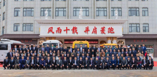 你不知道的五菱校車“傳奇”故事