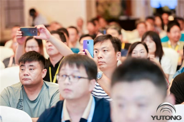 宇通: 用智慧助力打贏校車安全“保衛戰”和運營“持久戰”