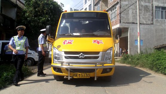 博白吸取湘潭校車事故教訓持續開展幼兒園校車整治